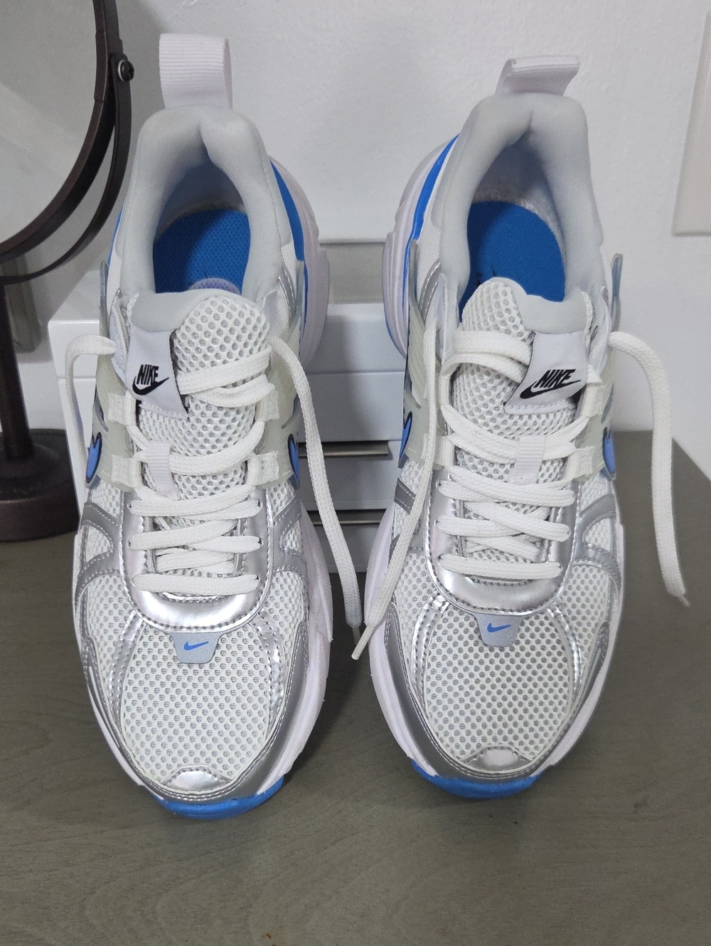 Nike White Silver & Blue Women's Athletic Sneakers